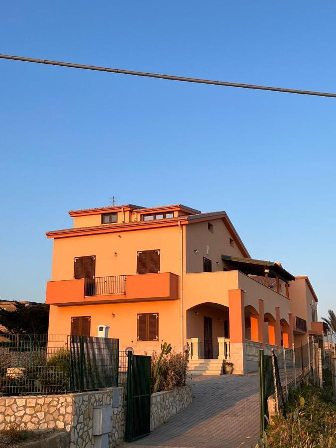 Bed and Breakfast Carrubella Santa Zita à Licata Extérieur photo